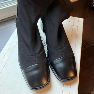 Miista socks boot size 5